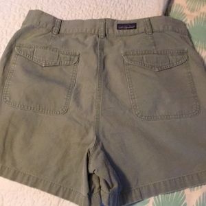 Men’s Patagonia green shorts, short inseam